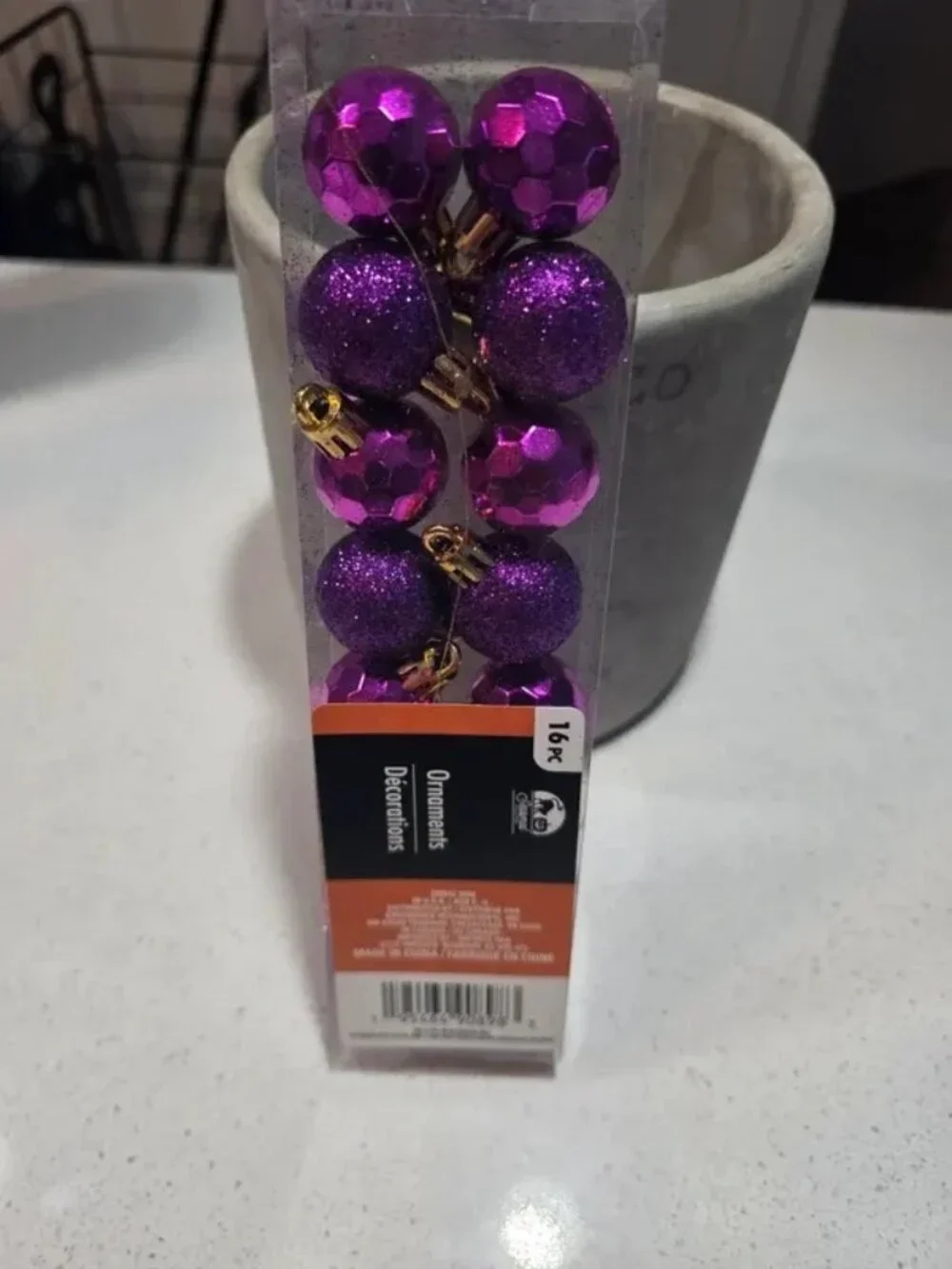 Mini ornament